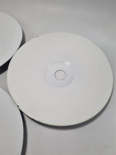 Suspensions en tôle émaillée noire