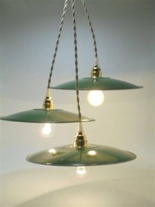 Green enamelled sheet metal suspensions