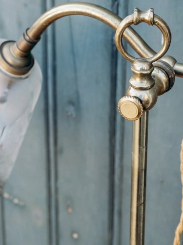 Suzanne, la lampe à poser dorée N°121