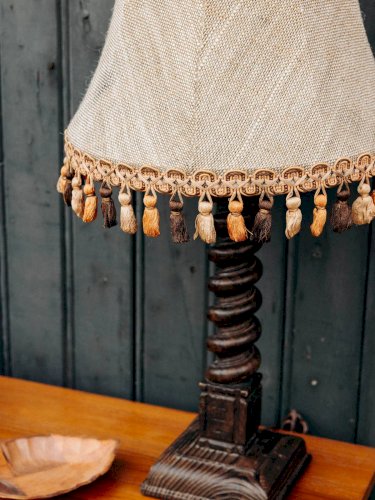 Suzanne, la lampe à poser en bois N°424