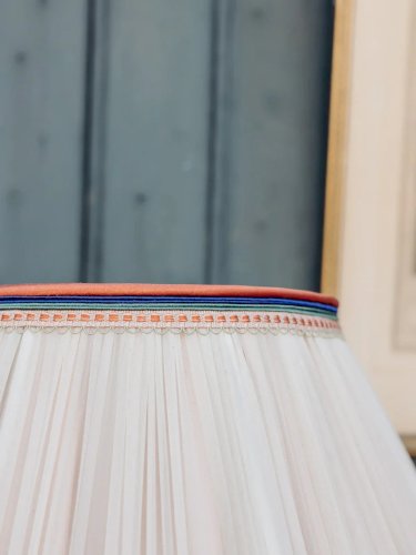 Suzanne, la lampe à poser en céramique N°443