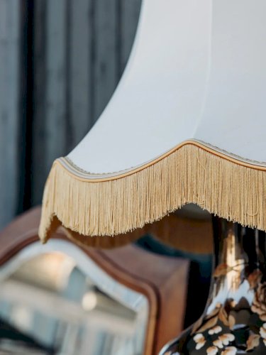 Suzanne, la lampe à poser en céramique N°444