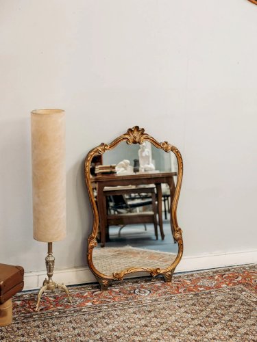 Suzanne, la lampe à poser en laiton doré N°452