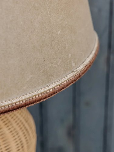 Suzanne, la lampe à poser en osier N°108