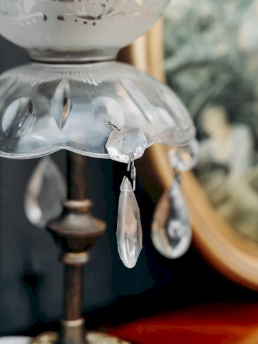 Suzanne, la petite lampe à poser en verre N°483