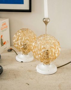 Suzette, la paire d'appliques en verre fumé N°198