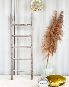 Suzette, the golden wall lamp No. 93