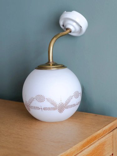 Suzette, l'applique en opaline à frise N°113