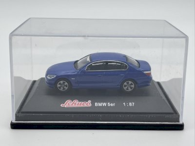  BMW 530i 1/87 Schuco