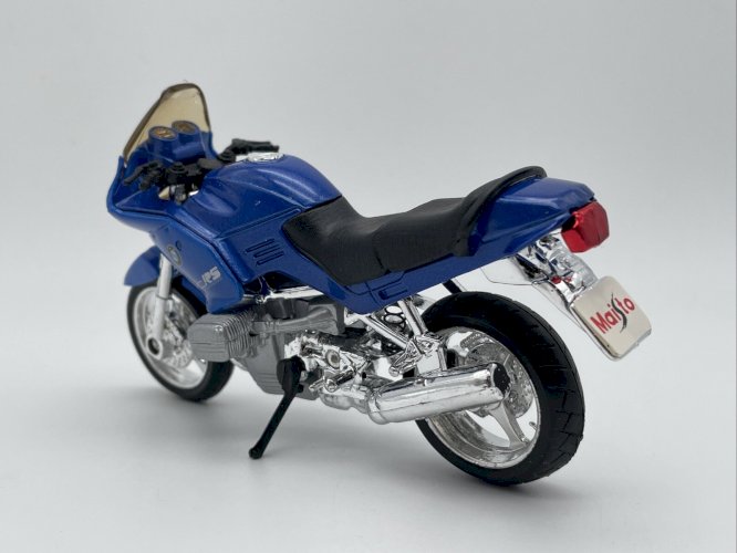  BMW R 1100 RS 1/18 Maisto