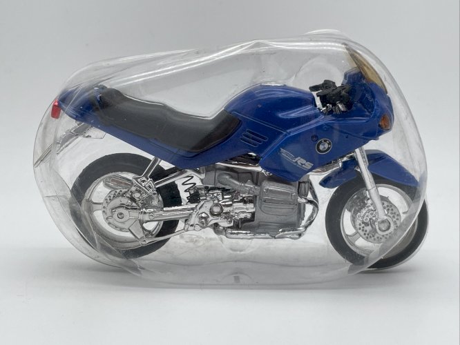  BMW R 1100 RS 1/18 Maisto