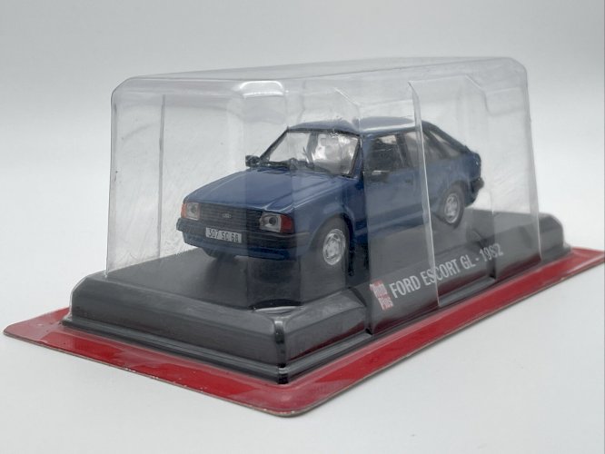  Ford Escort GL (1982) 1/43 Auto Plus