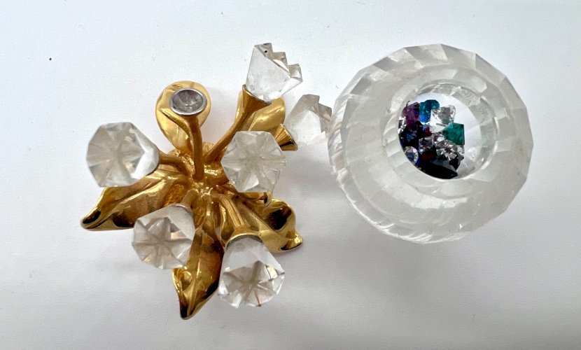 Swarovski – Fleur décorative en cristal et métal doré – Objet de collection élég