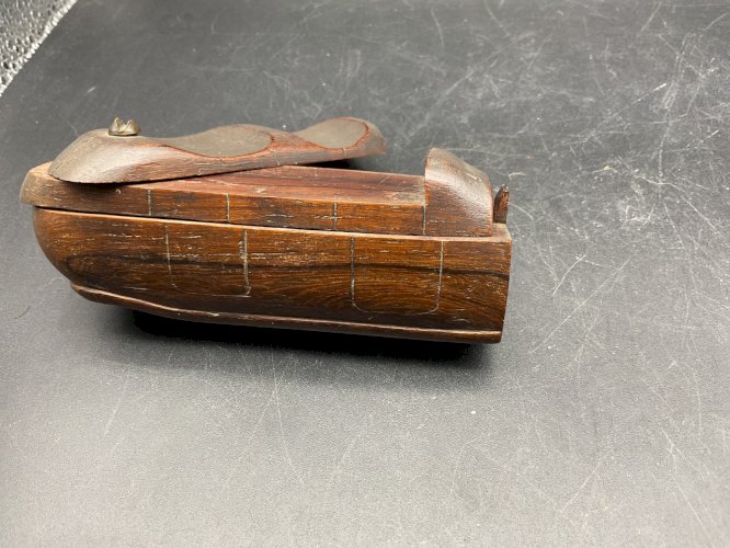 Tabatière à système curiosité secret  art populaire