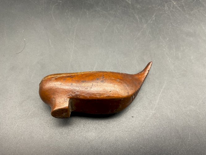 tabatière chaussure sabot bois sculpté Art Populaire snuffbox XIXème pyrogène .