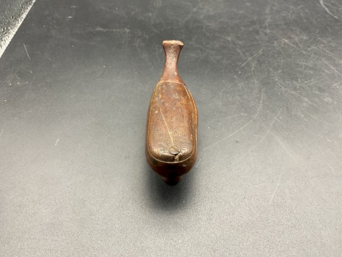 tabatière chaussure sabot bois sculpté Art Populaire snuffbox XIXème pyrogène .