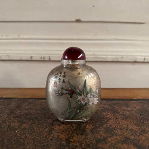 Tabatière chinoise en verre peint décor d'oiseaux et de fleurs XXe M3556