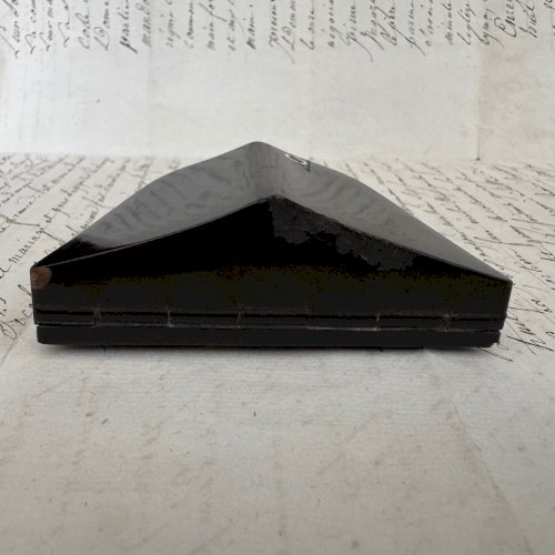 Tabatière en corne bicorne de Napoléon Bonaparte première moitié XIXe M4088
