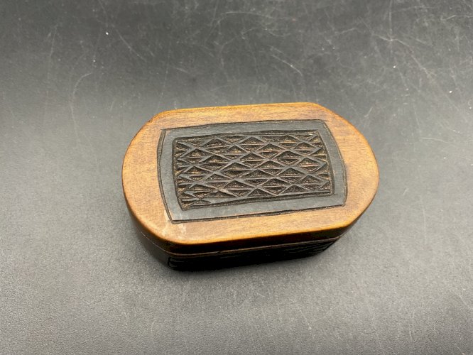 Tabatière ou autre Sculpture Bois art africain miano kapuku