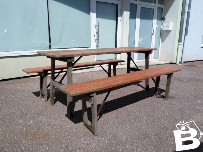 Table + 2 bancs de brasserie - ancienne brasserie l.f. Haag ingwiller prey