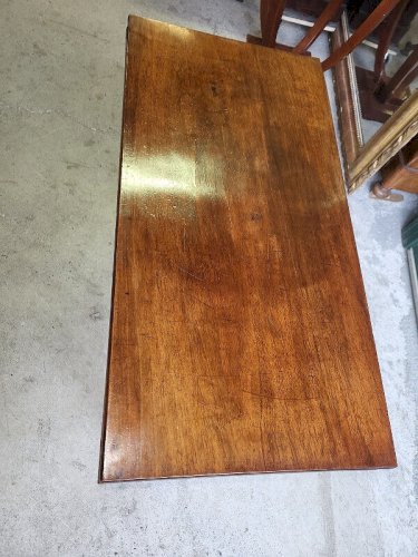 TABLE A JEUX EN NOYER DIRECTOIRE DU XIX ème SIECLE