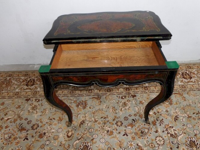 TABLE A JEUX NAPOLEON III SIGNEE HOEFER