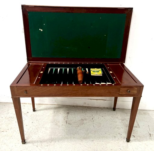 Table a jeux "Tric Trac" d'époque Louis XVI en acajou XVIII siècle