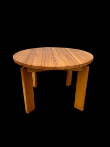 dining table in elm Maison Regain
