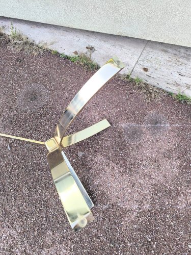 Table basse chrome doré et verre fumé Roger sprunger