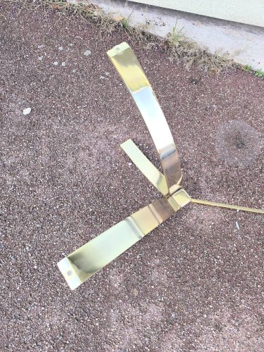 Table basse chrome doré et verre fumé Roger sprunger