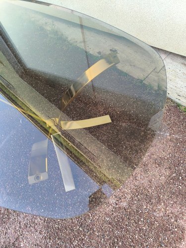 Table basse chrome doré et verre fumé Roger sprunger