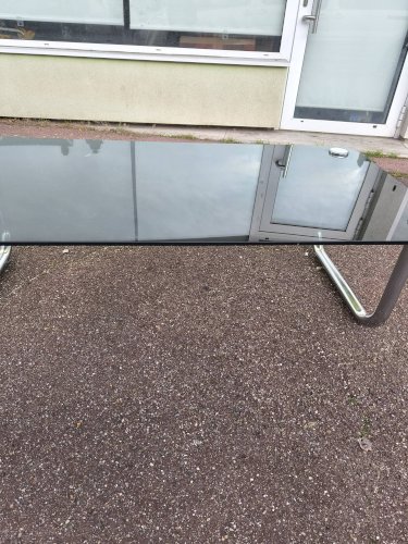 Table basse chromé et verre noir fumé space age italienne