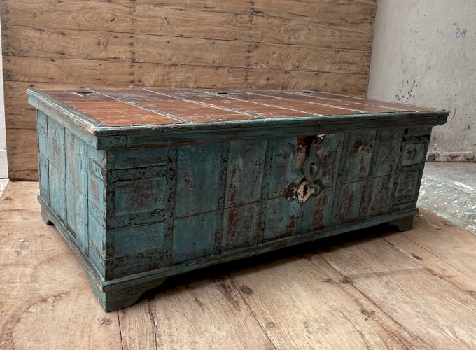 table basse - coffre en teck birman avec patine dorigine
