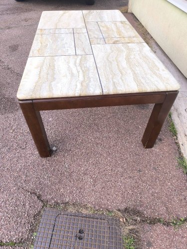Table basse en bois et travertin 1970 1980