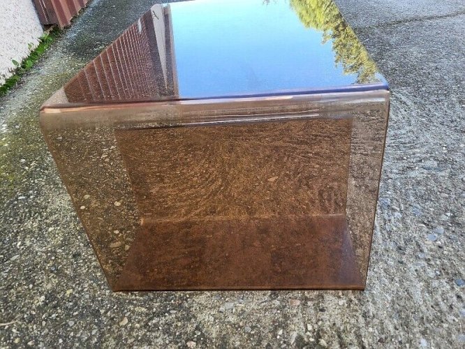 TABLE BASSE EN PLEXIGLASS FUME ATTRIBUE A MICHEL DUMAS POUR ROCHE BOBOIS 1970