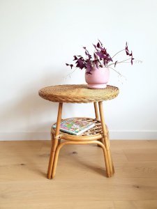 Table basse en rotin vintage