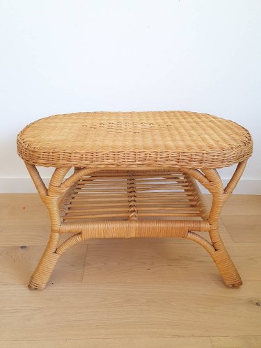 Table basse en rotin vintage