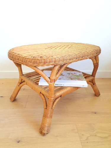 Table basse en rotin vintage