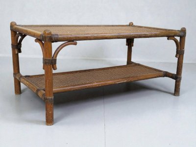 Table basse en rotin