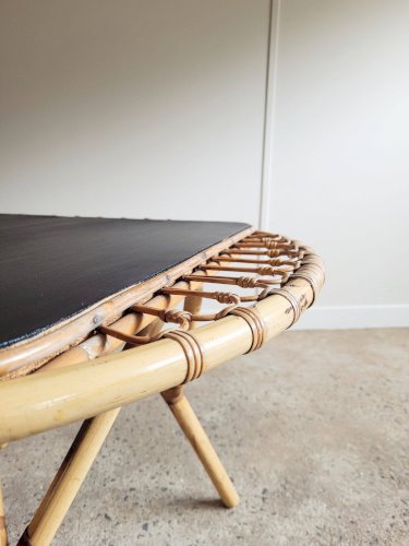 Table basse en rotin