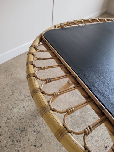 Table basse en rotin