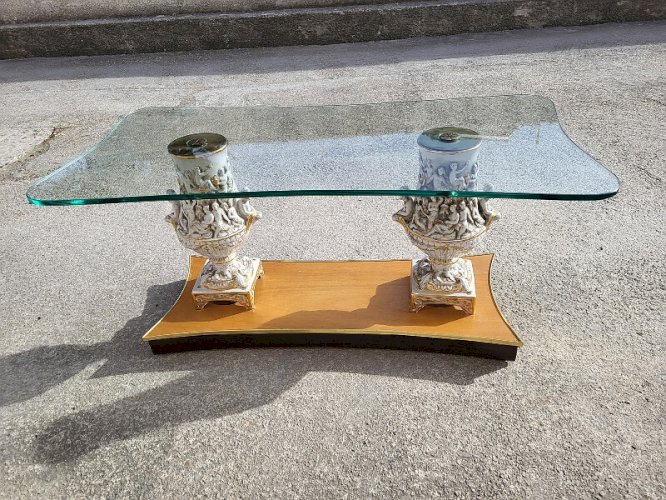 TABLE BASSE ITALIENNE PLATEAU VERRE SOCLE BOIS JAMBAGES EN PORCELAINE REF JE