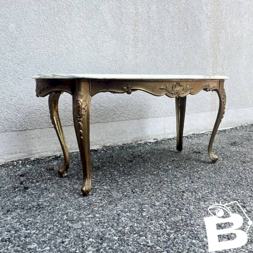 Table basse ovale Louis XV
