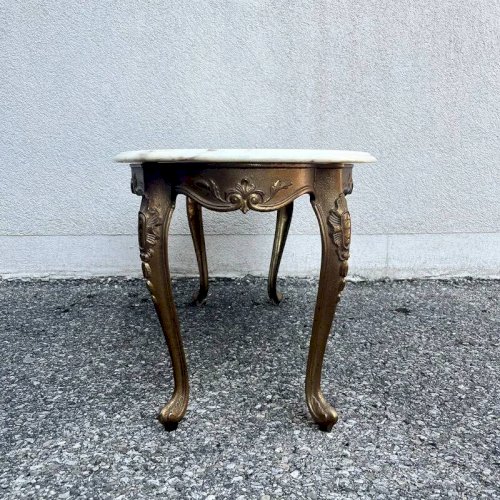 Table basse ovale Louis XV