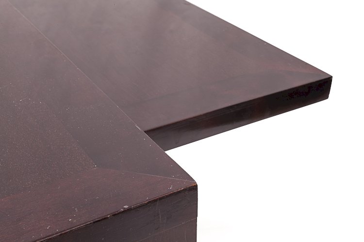 Table basse par Hugues Chevalier