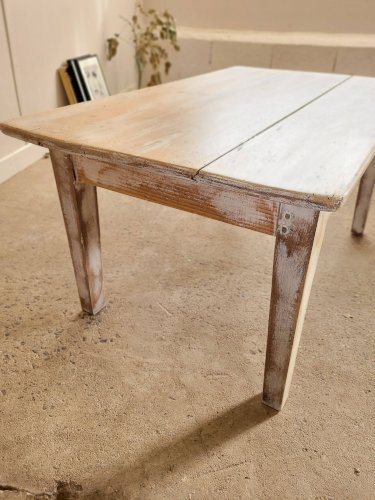 Table basse patinée