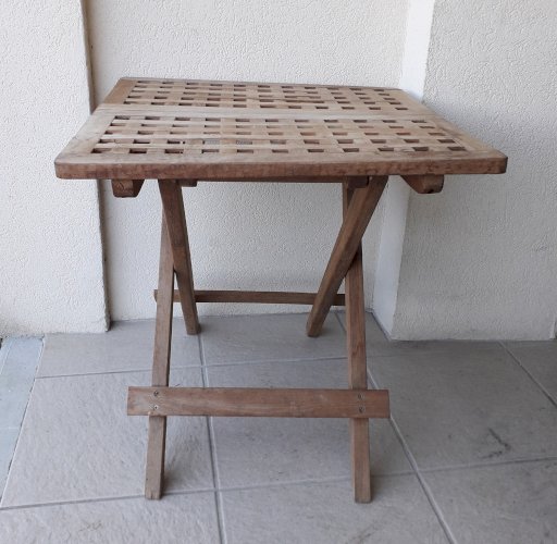 Table basse pliante en bois