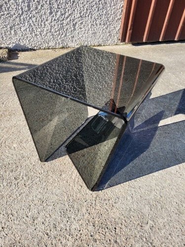 TABLE BASSE PORTE LIVRES EN VERRE 1970