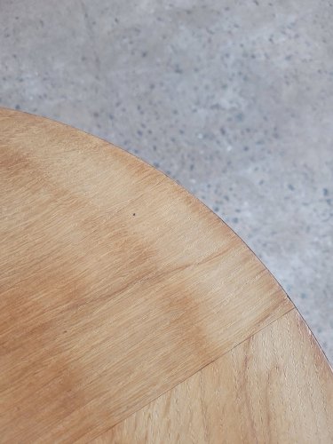 Table basse tripode vintage