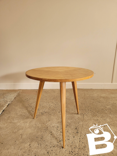 Table basse tripode vintage